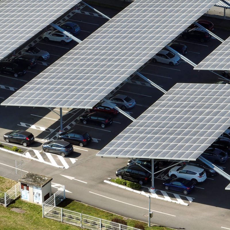 Parkplätze ein idealer Ort zur Energieerzeugung mit PV-Technik