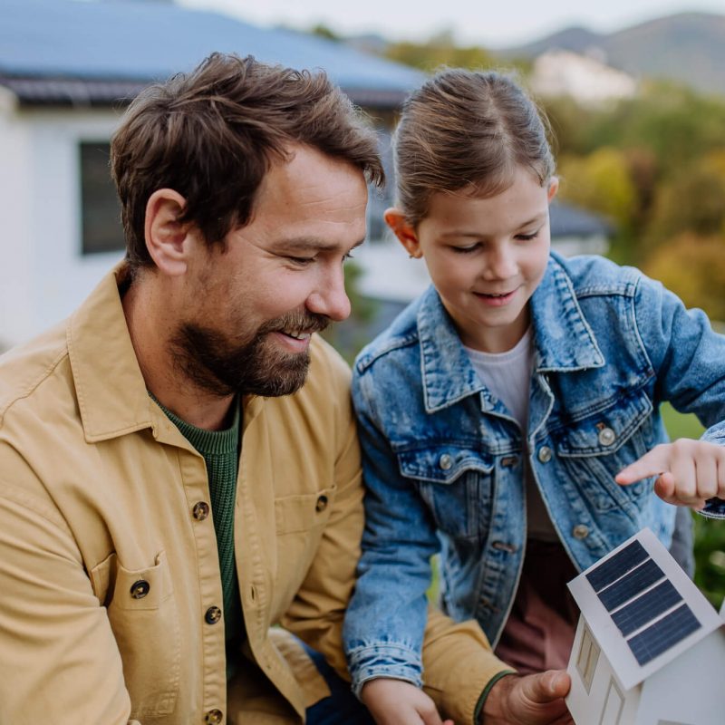 Nachhaltiger leben mit einer PV-Anlage von PIA Solar – für die Zukunft Ihrer Kinder